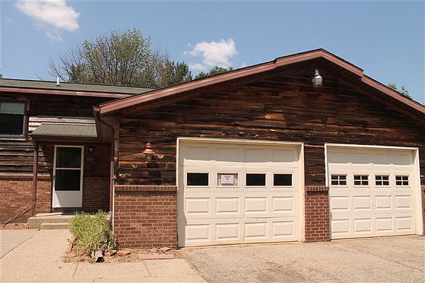 FRONT OF UNIT