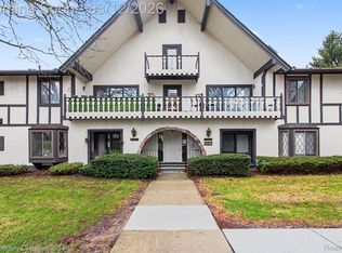 42160 Woodward Ave UNIT 86, Bloomfield Hills, MI 48304