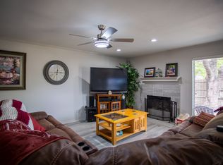 207 E Harwood Rd APT 38, Euless, TX 76039