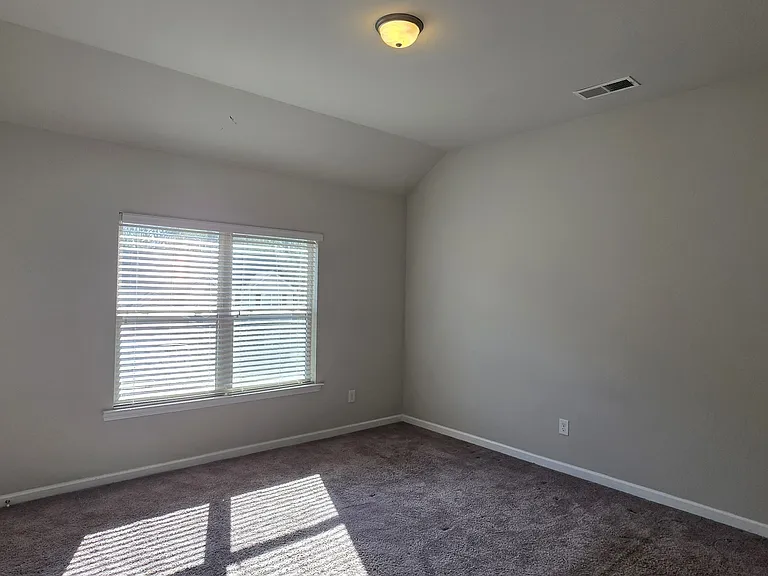 7373 Ledgestone Ln — Photo 6