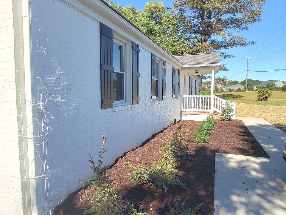 1754 Abner Creek Rd, Greer, SC 29651 Zillow