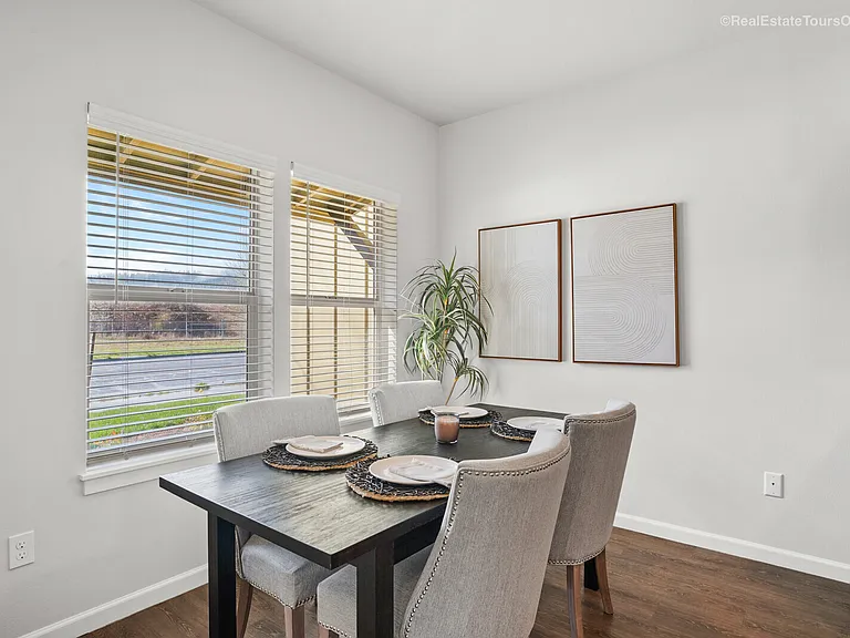 Reserve at Hunters Ridge — Photo 6