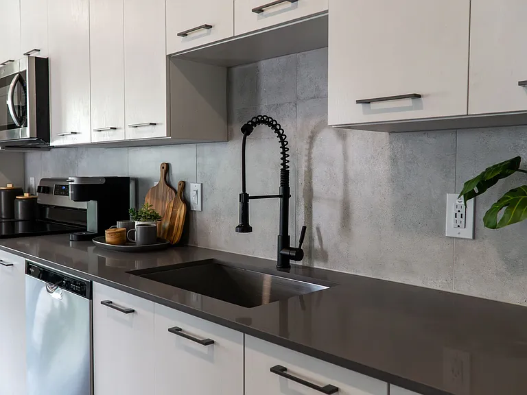 Azalea Luxury Apartments — Photo 59