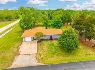 518 N Pacific St, Oxford, KS 67119