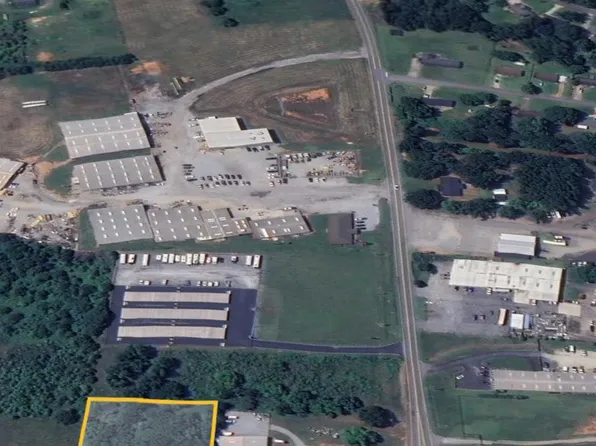 9041 Asheville Hwy, Boiling Springs, SC 29316