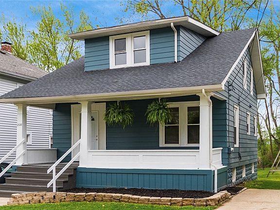 3rd image of 2128 Norwood Blvd