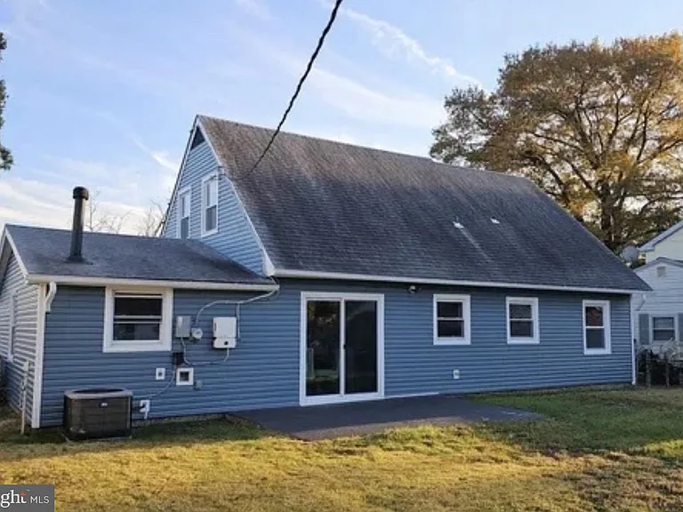 89 Hampshire Ln — Photo 14