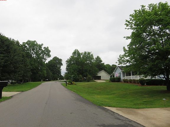 4th image of 311 Split Oak Trl