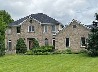 3230 Pine Cone Ct, Milford, MI 48381