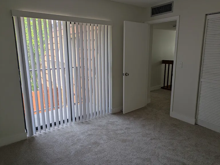 1458 N Lawnwood Cir #26B — Photo 18