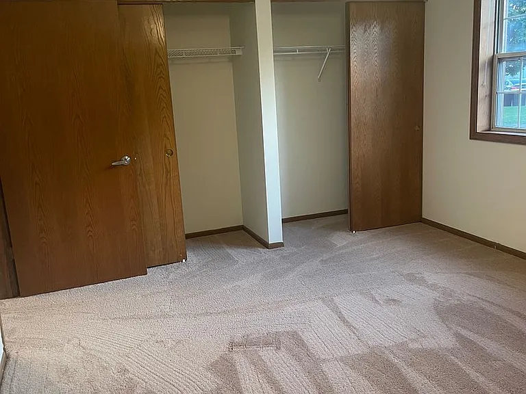 410 S River Rd #20-40-60 — Photo 20