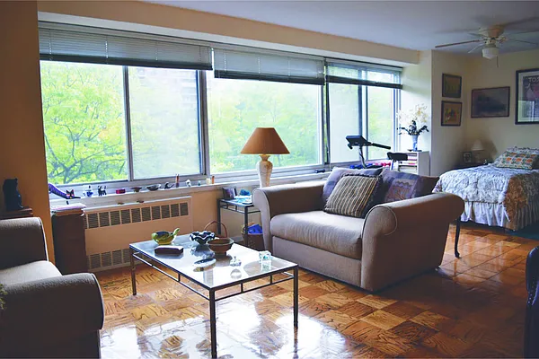 Sold by Marilyn Reisner, LREB | media 11