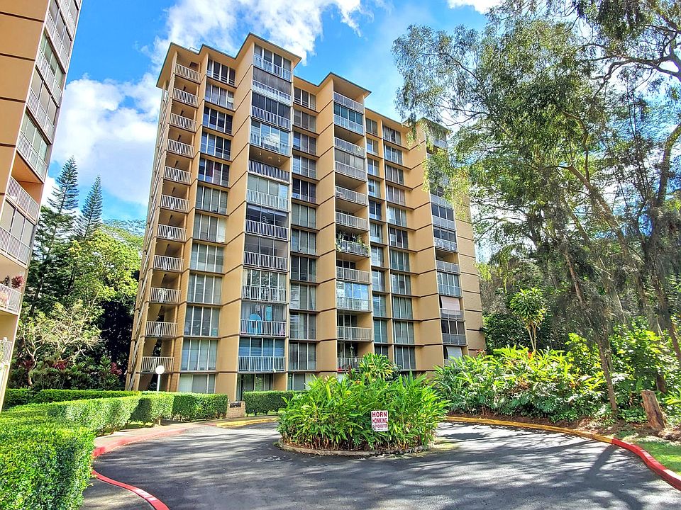 Welcome home to Waikalani Woodlands