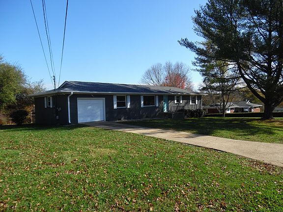 4th image of 4208 Landon Dr