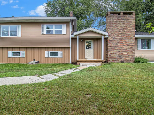 5801 E Garfield Rd, Hesperia, MI 49421
