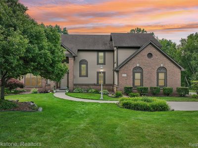 6423 Southampton Dr, Clarkston, MI, 48346
