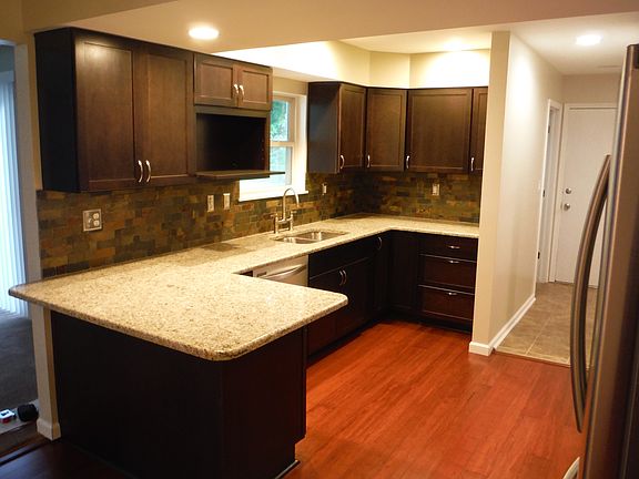 5th image of 4900 Cooley Lake Ct