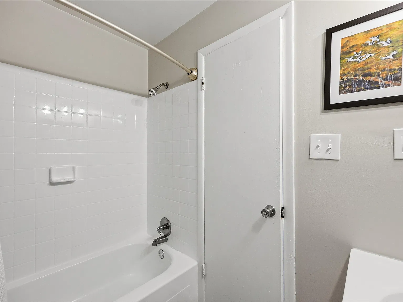 3 bed, 1.5 bath, 1224 sqft, $1,850 — Photo 2