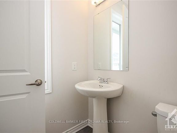 4th image of 72 Focality Cres