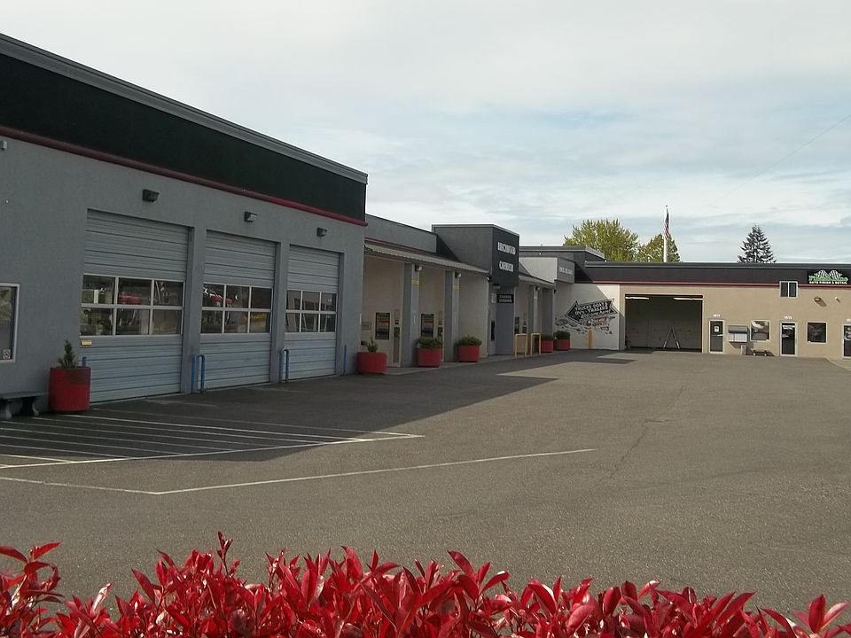 1st image of 1601 Birchwood