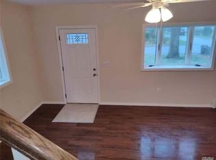 105 Moriches Dr, Mastic Beach, NY 11951