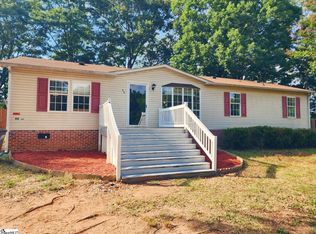 90 Berry Ave, Greenville, SC 29617