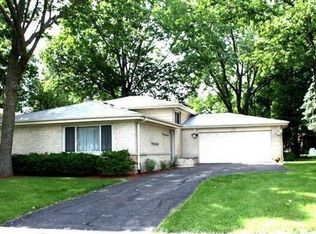 177 Windsor Ave, Wood Dale, IL 60191
