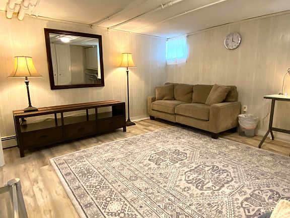 4th image of 34 Capen St #1