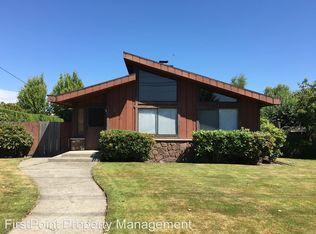 323 5th St SW, Puyallup, WA 98371