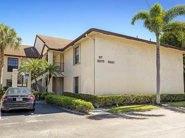 3283 Jog Park Drive, Greenacres, FL 33467