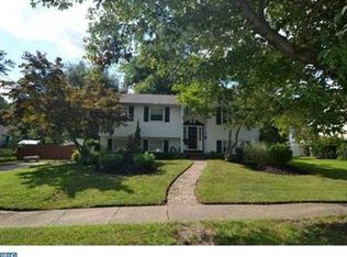 20 Oak Dr, Stratford, NJ 08084