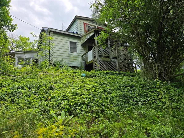 234 Weir Lake Rd, Saylorsburg, PA 18353