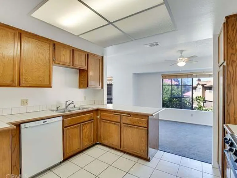 1420 Kauai St — Photo 27