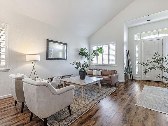 5th image of 1024 Stillspring Drive
