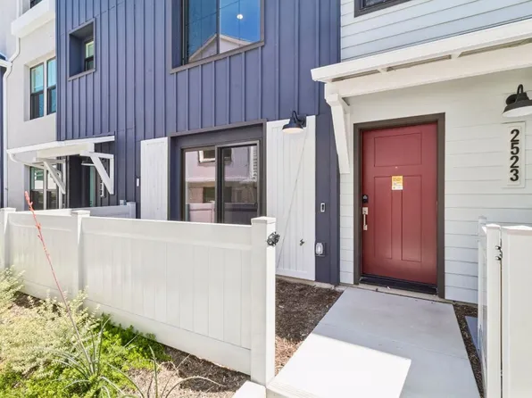 2523 Delphinium Ln, Carlsbad, CA 92008