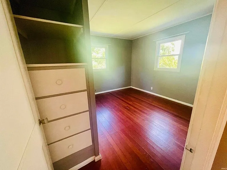 416 S Eastside Dr — Photo 16
