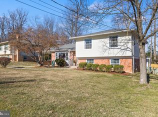 7908 Harwood Pl, Springfield, VA 22152