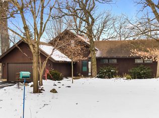 39W692 Lori Ln, Elgin, IL 60124