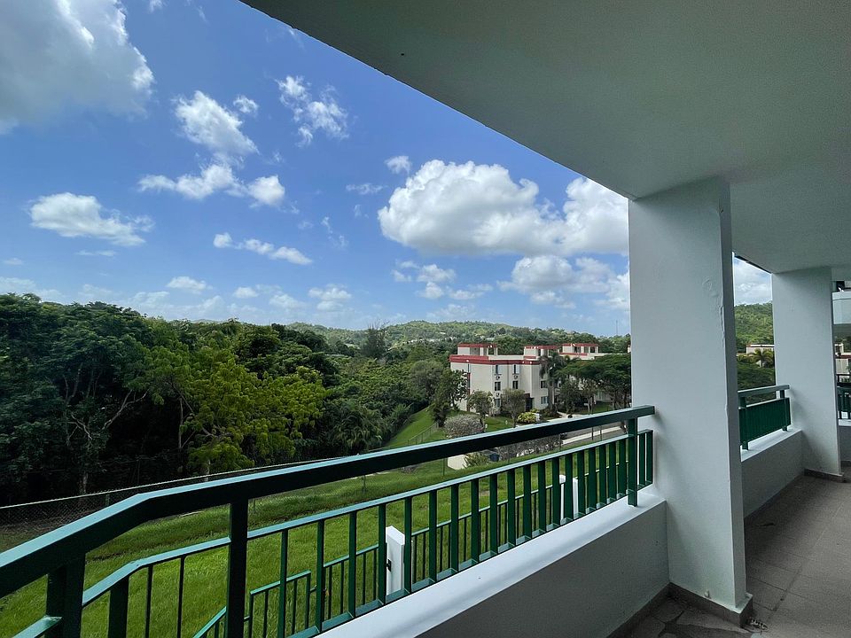 balcon del apt con vista a la naturaleza