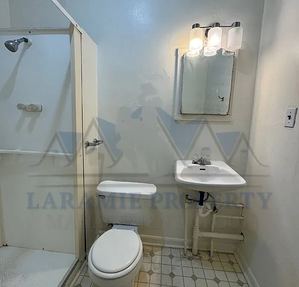508 E Garfield St #8 — Photo 8