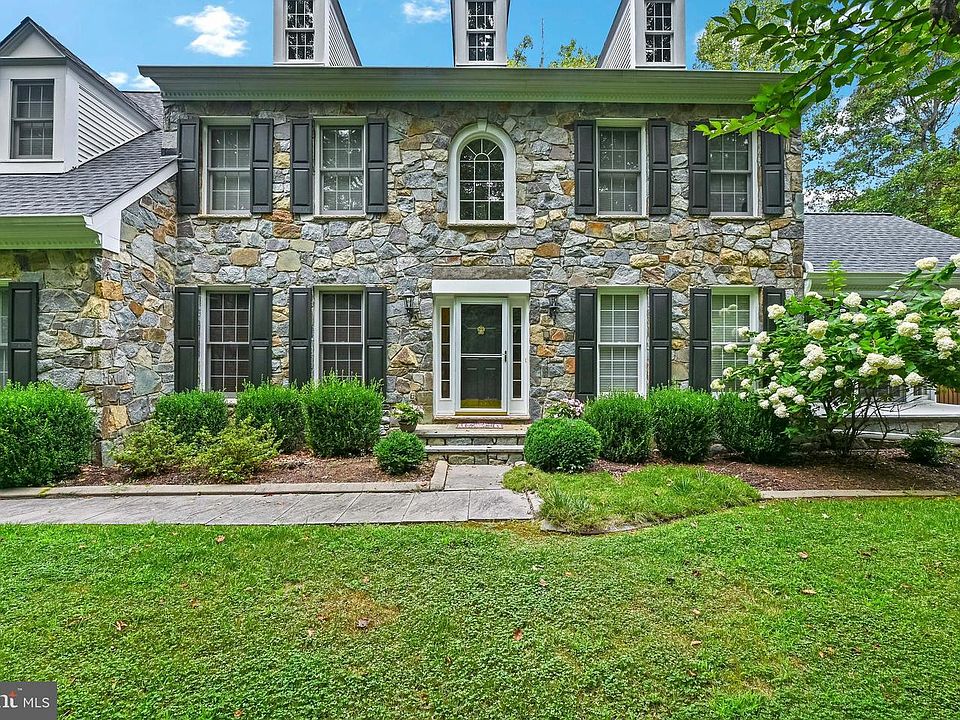 1st image of 2920 Boyds Cove Dr