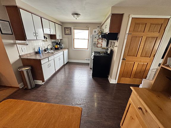 2nd image of 26 Wells Ave