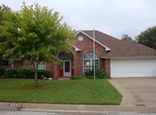 525 Pecos St, Chandler, TX 75758