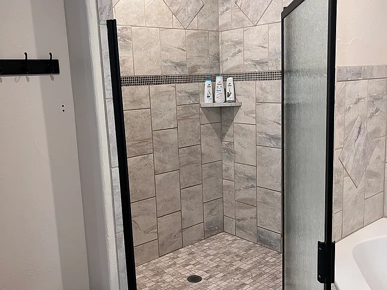 2502 W Centre Ave — Photo 21