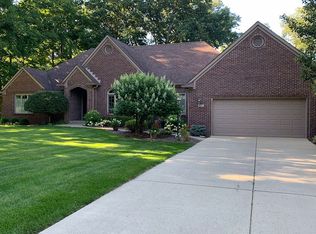 3066 W Harmony Trl, Greenfield, IN 46140