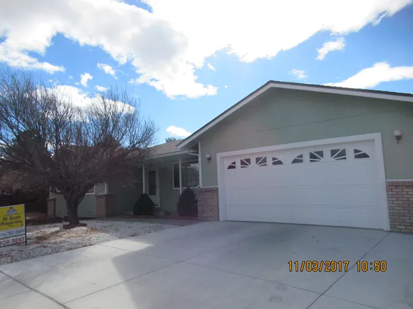 975 Adobe Dr, Carson City, NV 89705
