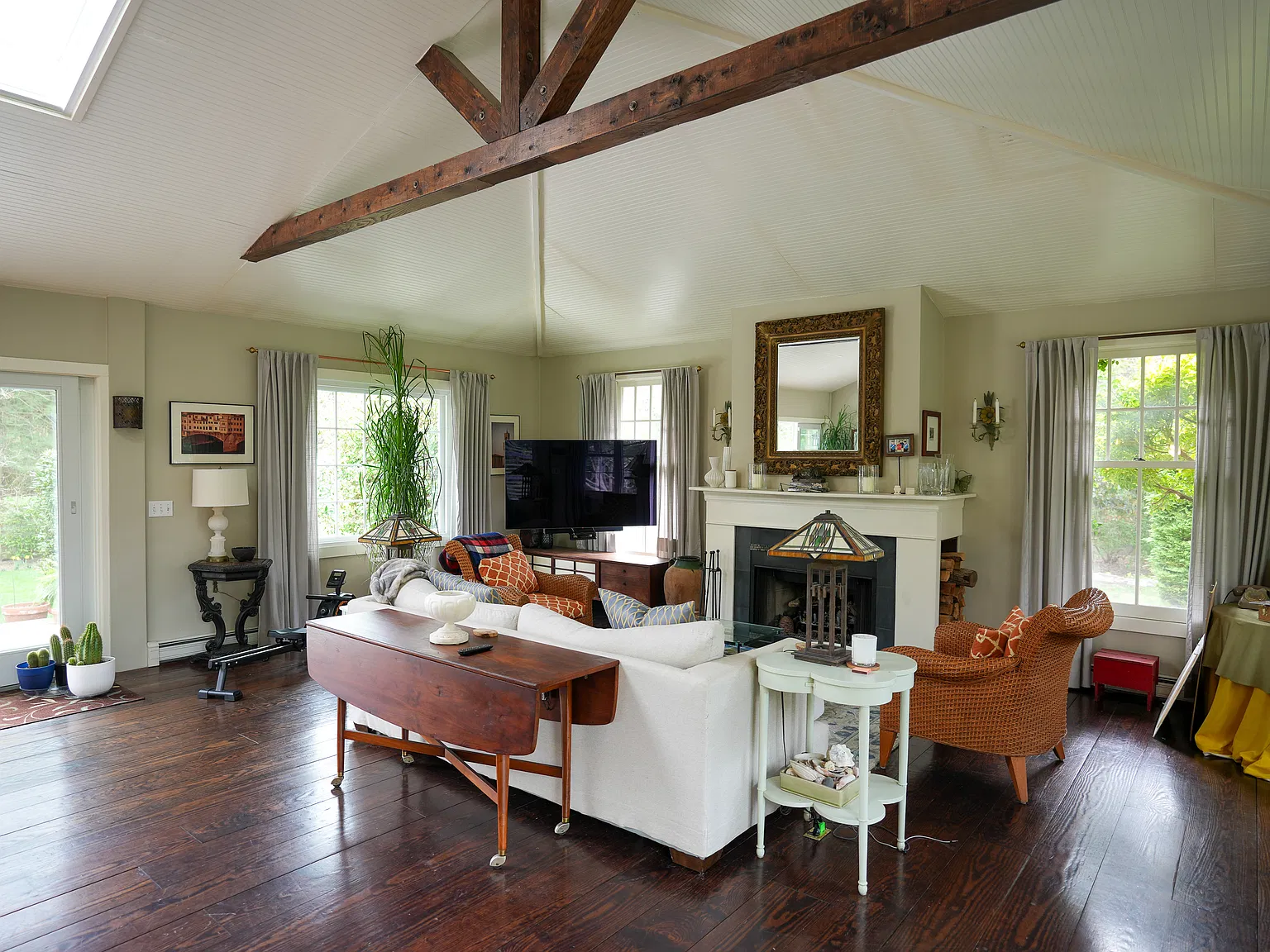 East Hampton Traditional — Photo 4