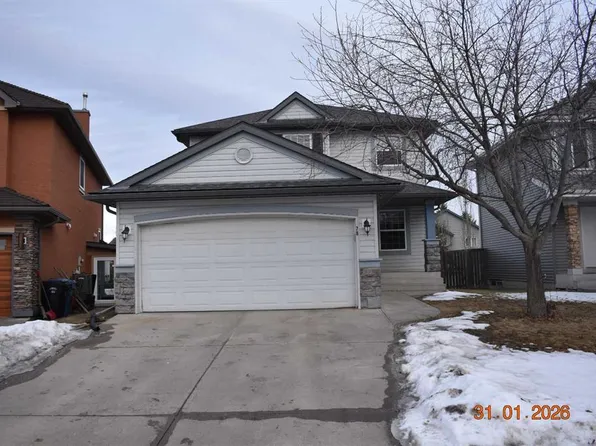 78 W Somerglen Way SW, Calgary, AB T2Y 4B1