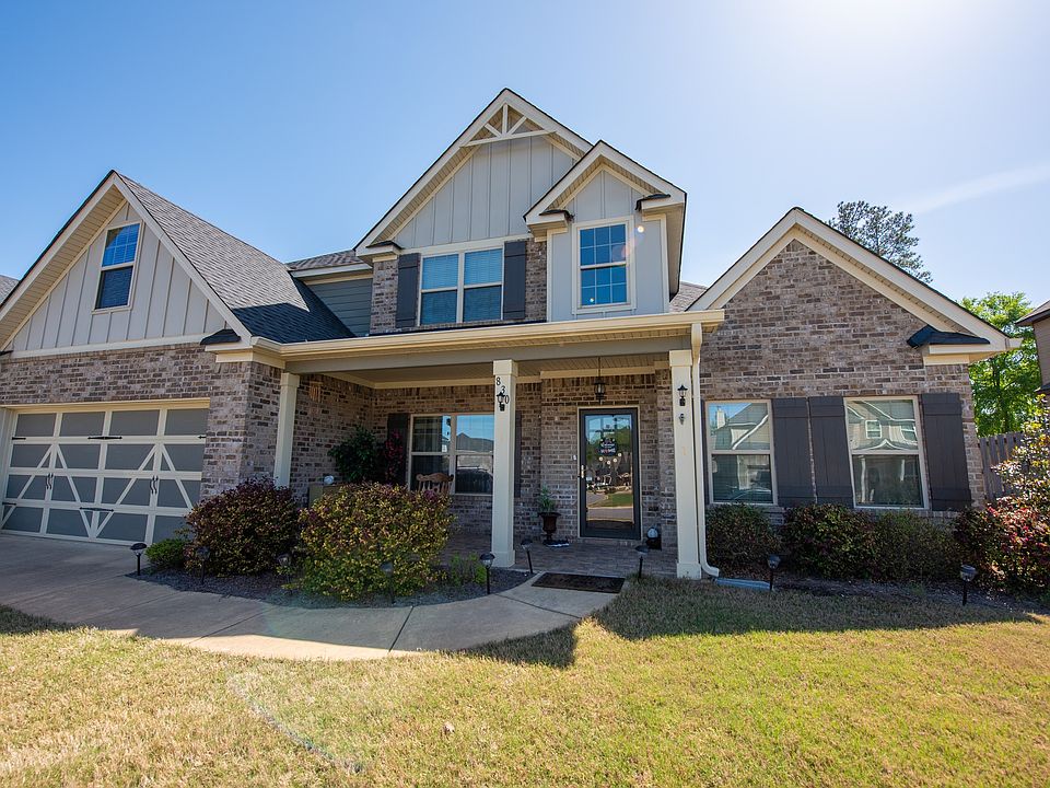 1st image of 830 W Richland Cir