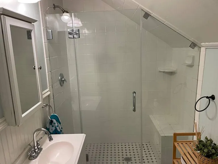 1350 Prospect Dr — Photo 15
